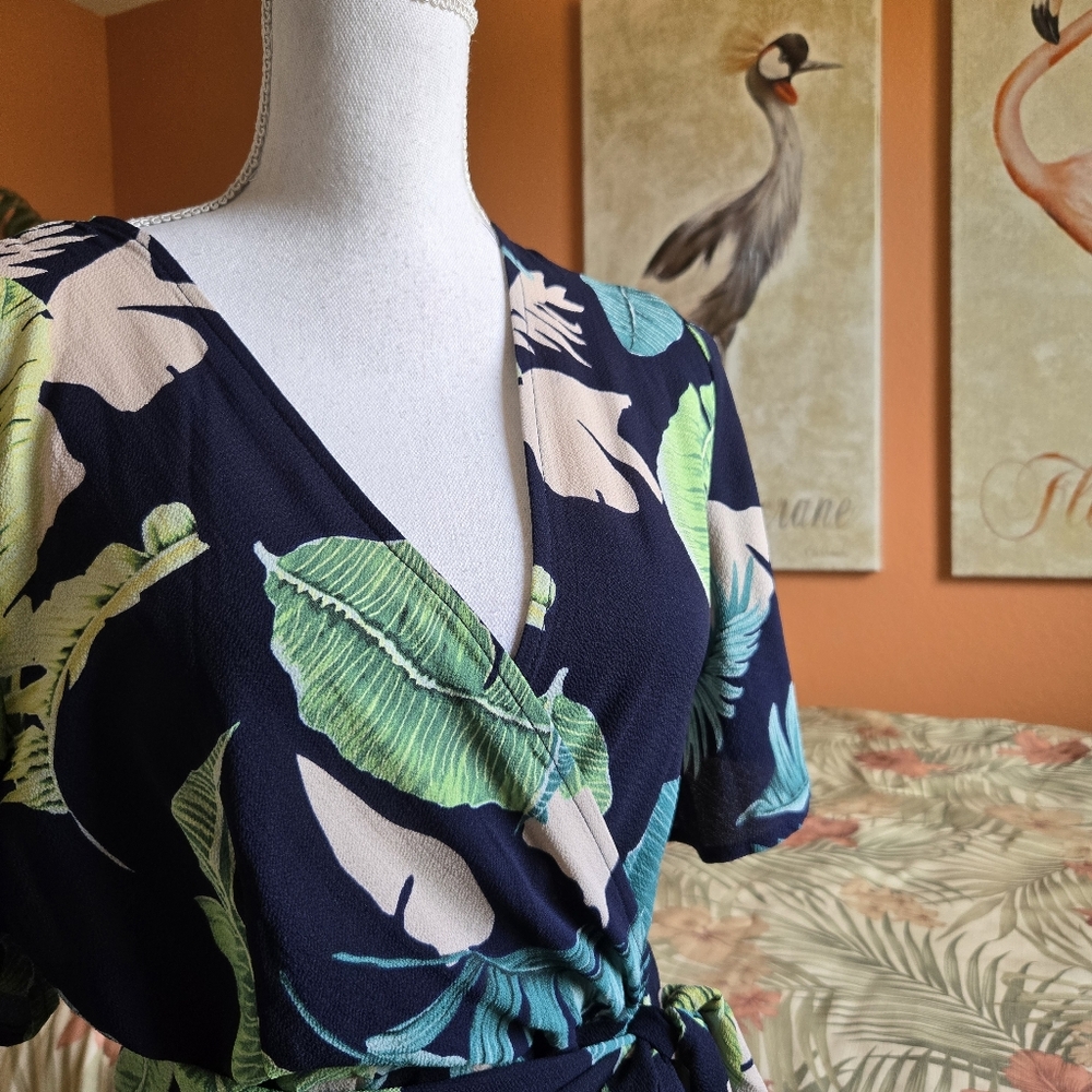 3/$25 Shein Maxi Dress Tropical Floral Short Sleeve Navy Blue Green Large - Picture 4 of 15